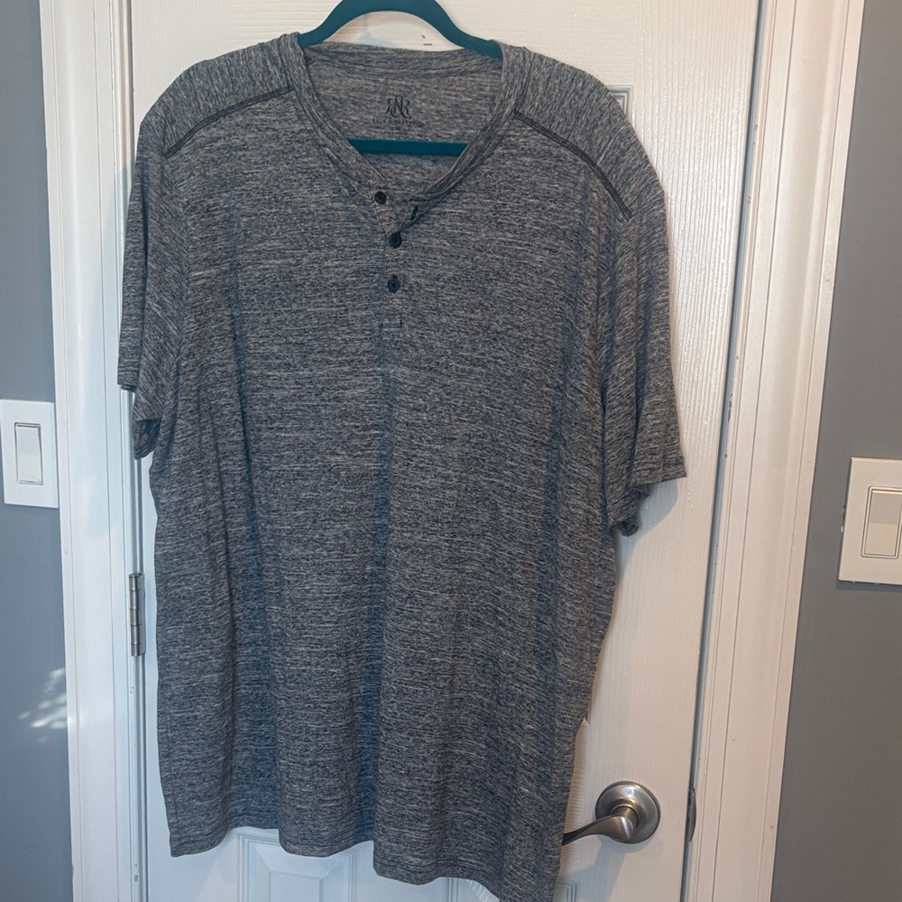 Rock & Republic Charcoal Short Sleeve Henley